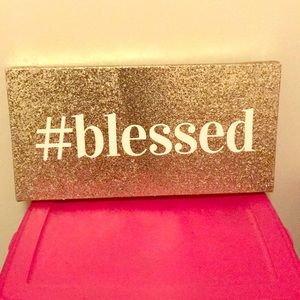 Glittery and Gold ✨